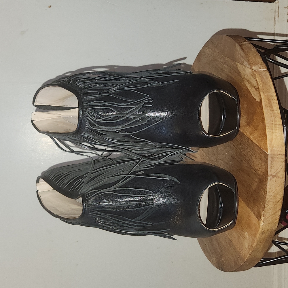 Boutique 9 Booties